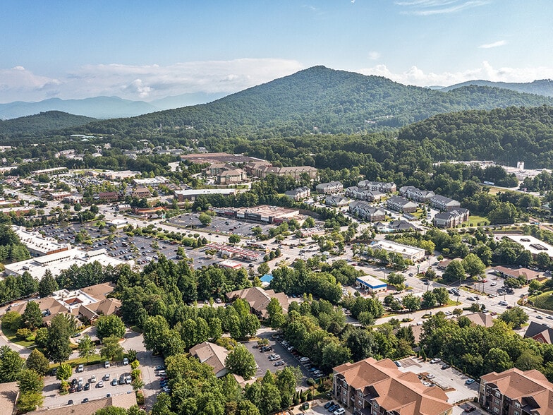 More Photos Of 2 Walden Ridge Dr, Asheville Medical For Lease