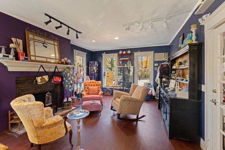 More Photos Of 4372 Post Rd, East Greenwich Office Residential For Sale