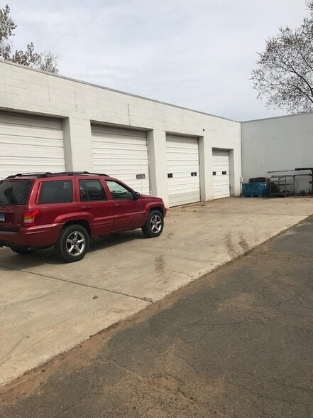 More Photos Of 1400 Old North Colony Rd, Meriden Warehouse For Sale