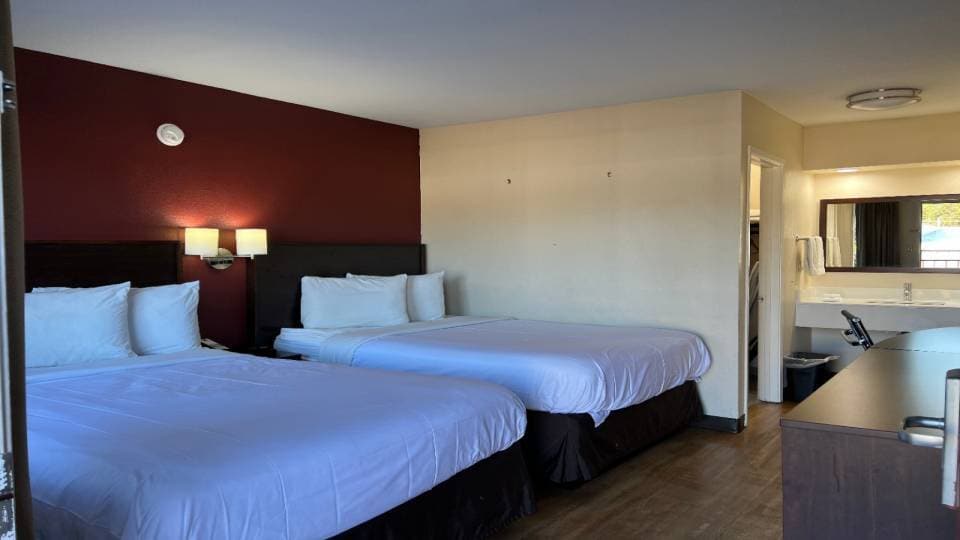 More Photos Of 6508 U.S. 49, Hattiesburg Hotel For Sale