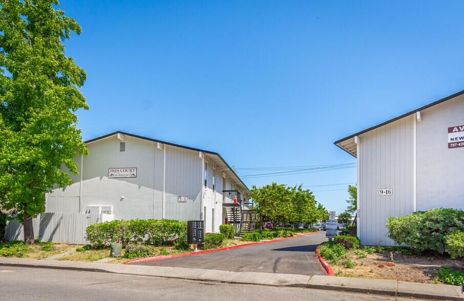 More Photos Of 1925 Grande Cir, Fairfield Apartments For Sale