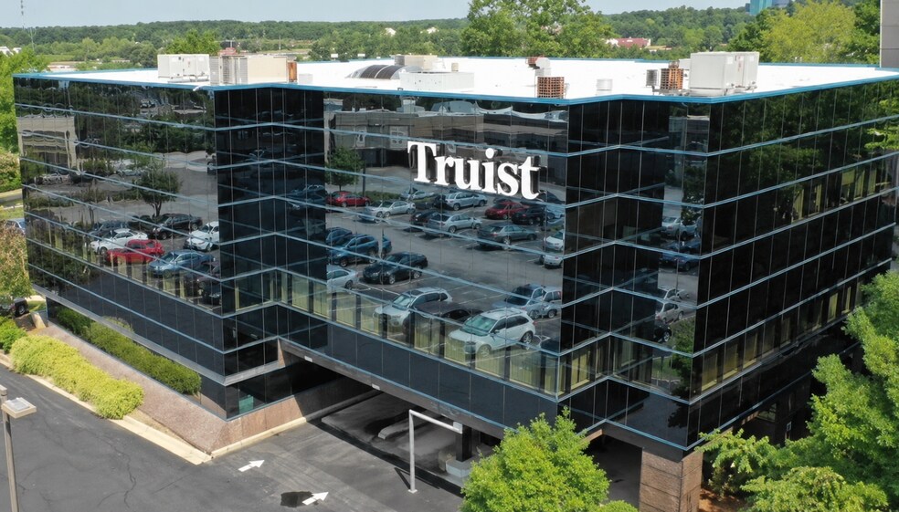 More Photos Of 4011 University Dr, Durham Office Residential For Lease