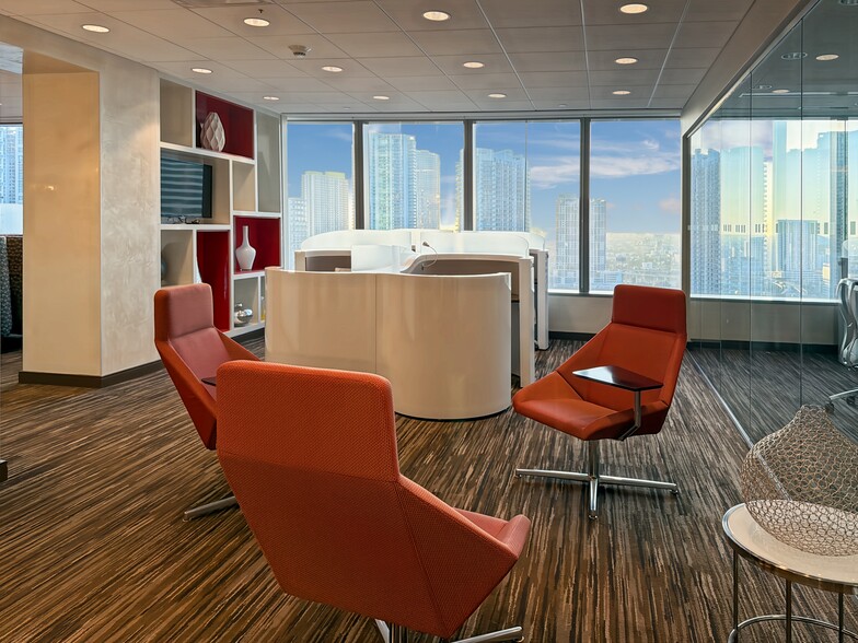 More Photos Of 333 SE 2nd Ave, Miami Office For Lease