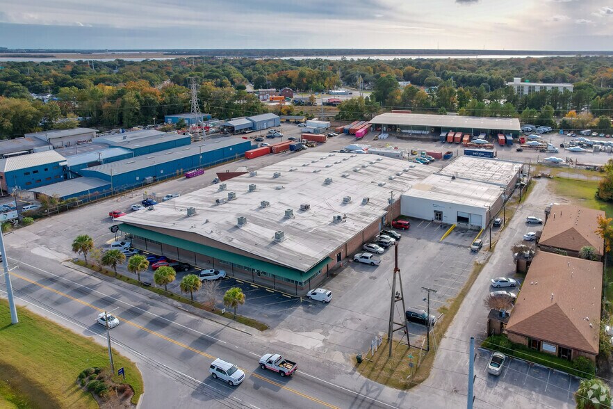 More Photos Of 3601 Meeting Street Rd, North Charleston Light Distribution For Lease