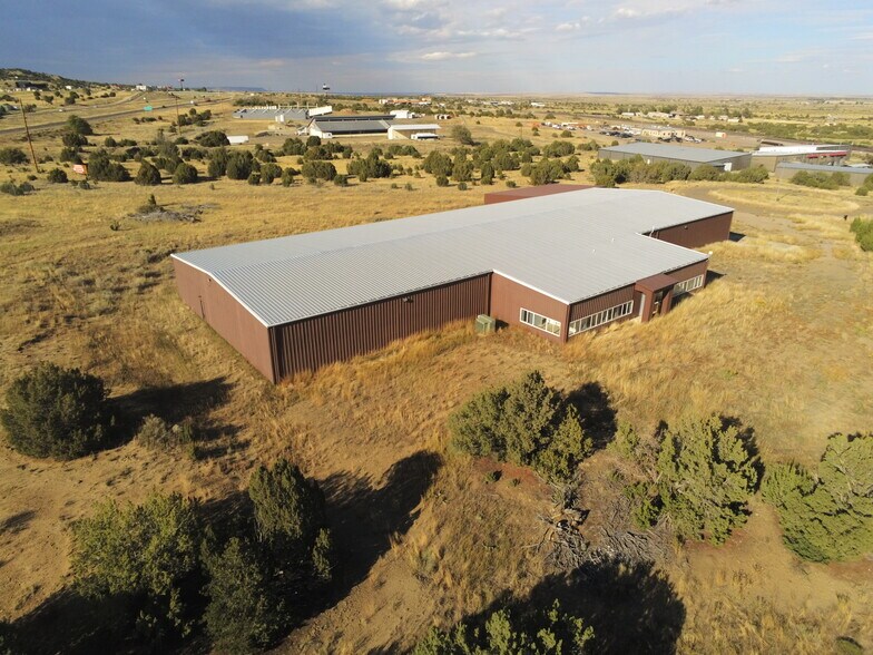 More Photos Of 1104 Constitution Dr, Trinidad Manufacturing For Sale