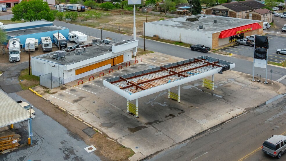 Primary Photo Of 1725 S F St, Harlingen Freestanding For Sale