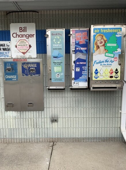 More Photos Of 1510 W 7th St, Monroe Carwash For Sale