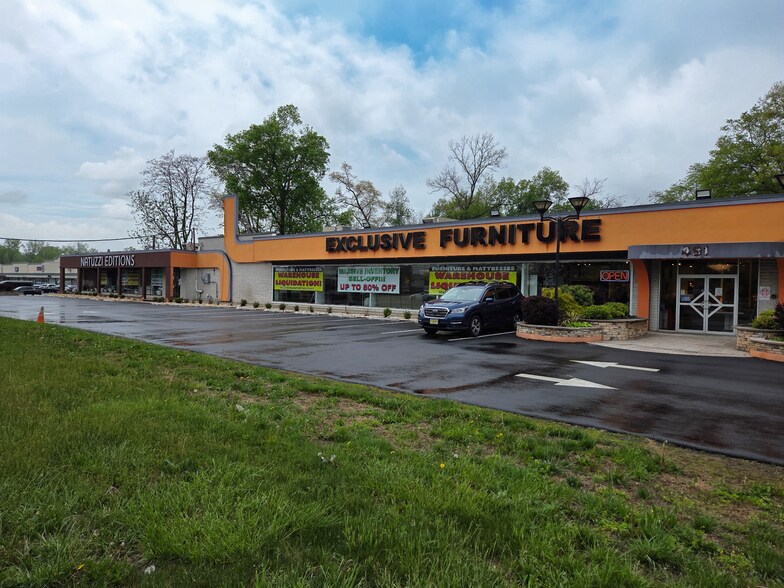 More Photos Of 491 Route 46, Fairfield Showroom For Lease
