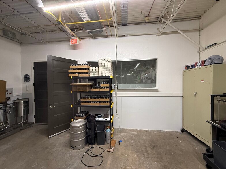 More Photos Of 12626A Dairy Ashford, Sugar Land Industrial For Sale