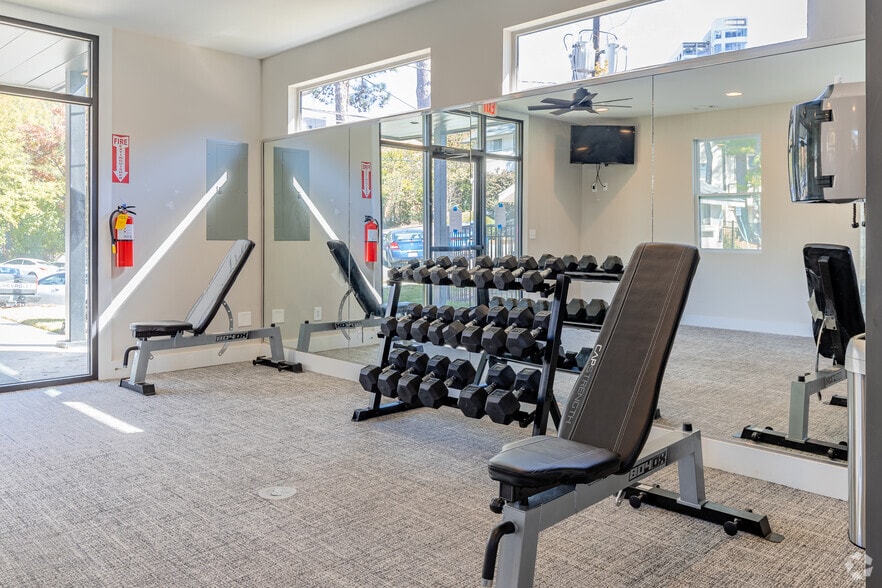 More Photos Of 55 Pharr Rd NW, Atlanta Apartments For Sale