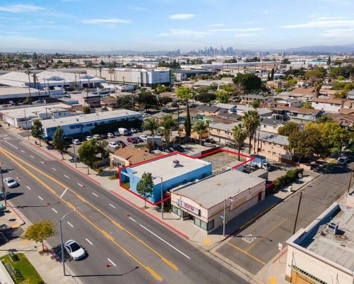 More Photos Of 3579 Gage Ave, Bell Medical For Sale