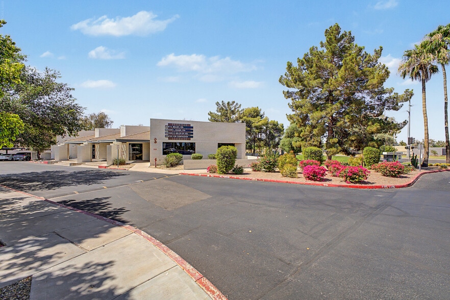 More Photos Of 1331 N Alma School Rd, Chandler Office For Sale
