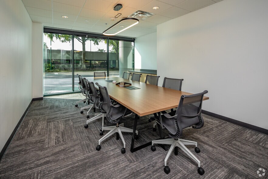 More Photos Of 555 Marriott Dr, Nashville Office For Lease