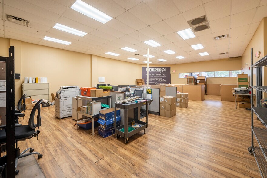 More Photos Of 5150 N State Road 7, North Lauderdale Refrigeration Cold Storage For Lease