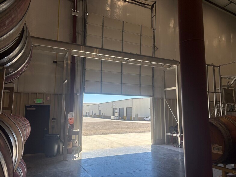 More Photos Of 63275 E. Jacobs Road, Benton City Food Processing For Lease