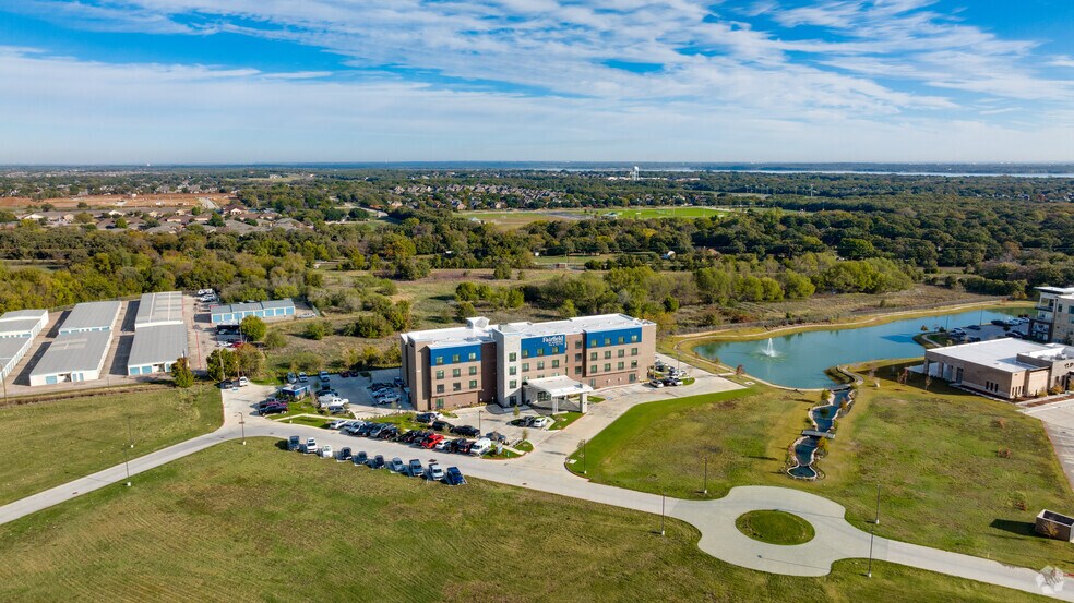 More Photos Of 6557 S Interstate 35 E, Corinth Hotel For Sale