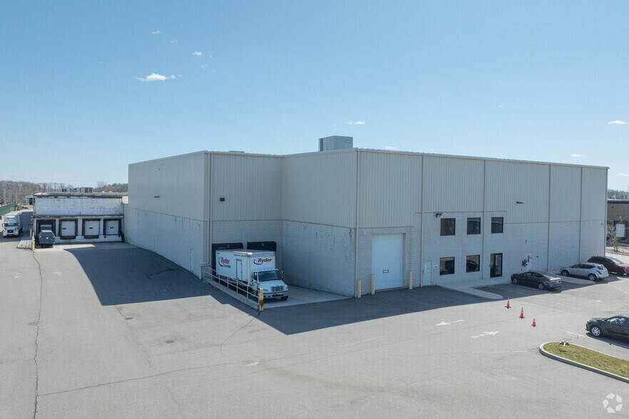 More Photos Of 260 Spagnoli Rd, Melville Light Manufacturing For Lease