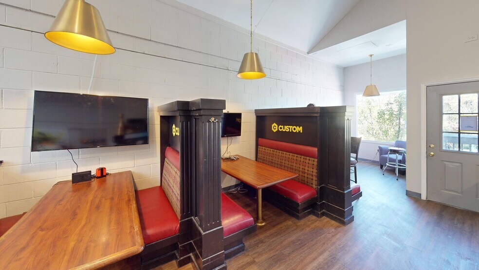 More Photos Of 310 Wilcox St, Castle Rock General Retail For Sale