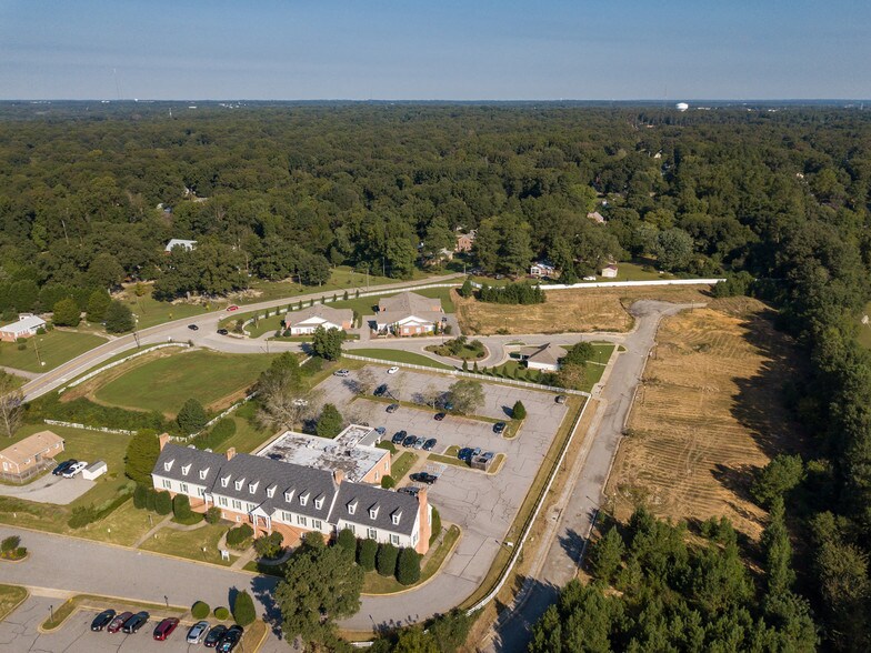 More Photos Of 7626 Sandler Dr, North Chesterfield Multifamily For Sale