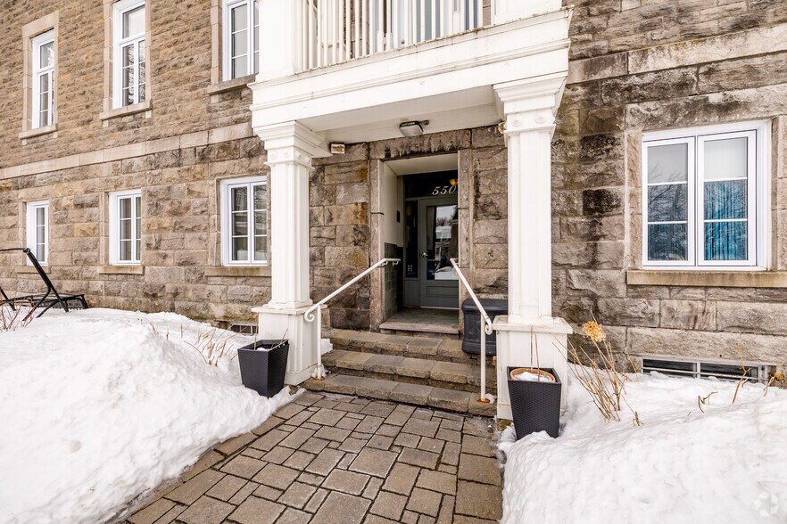 More Photos Of 550 Boul Marie-Victorin, Boucherville Congregate Senior Housing For Sale