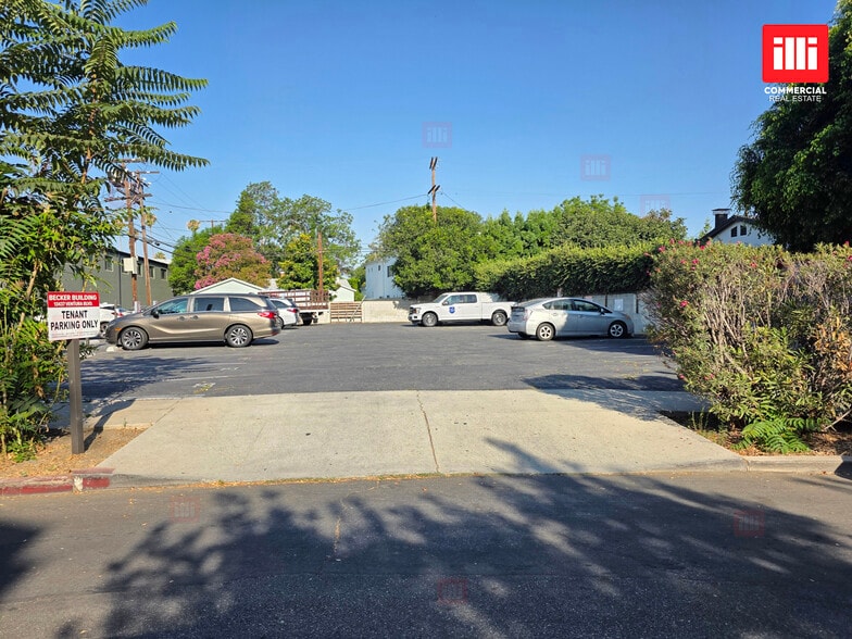 More Photos Of 13437-13447 Ventura Blvd, Sherman Oaks Storefront Retail Office For Lease