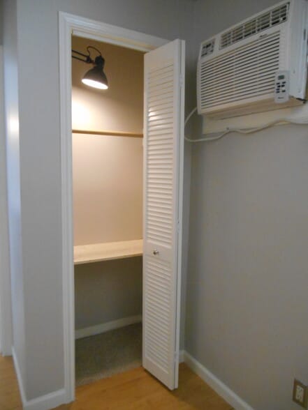 More Photos Of 3803 Bute St, Houston Storefront Retail Residential For Lease