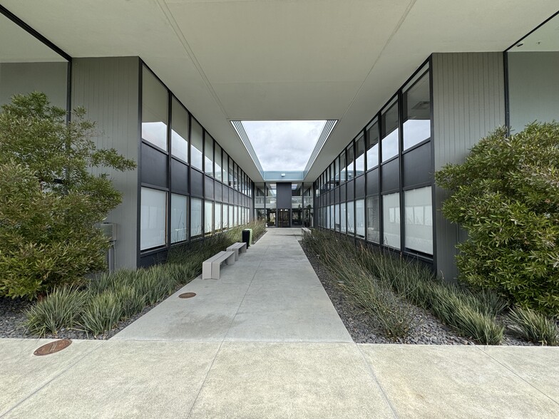 More Photos Of 831-839 Mitten Rd, Burlingame Office For Sale