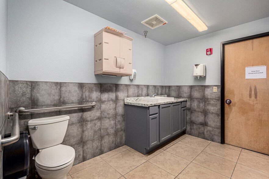 More Photos Of 5827 N 35th Ave, Phoenix Schools For Sale