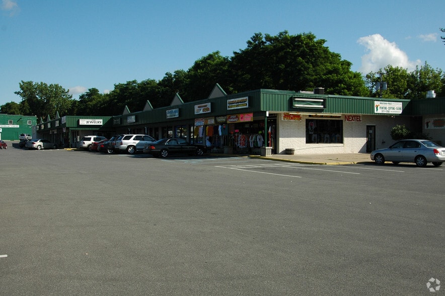 More Photos Of 1702 Chrisler Ave, Schenectady Freestanding For Lease