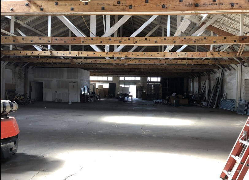 More Photos Of 501 W 2nd St, Pomona Warehouse For Sale
