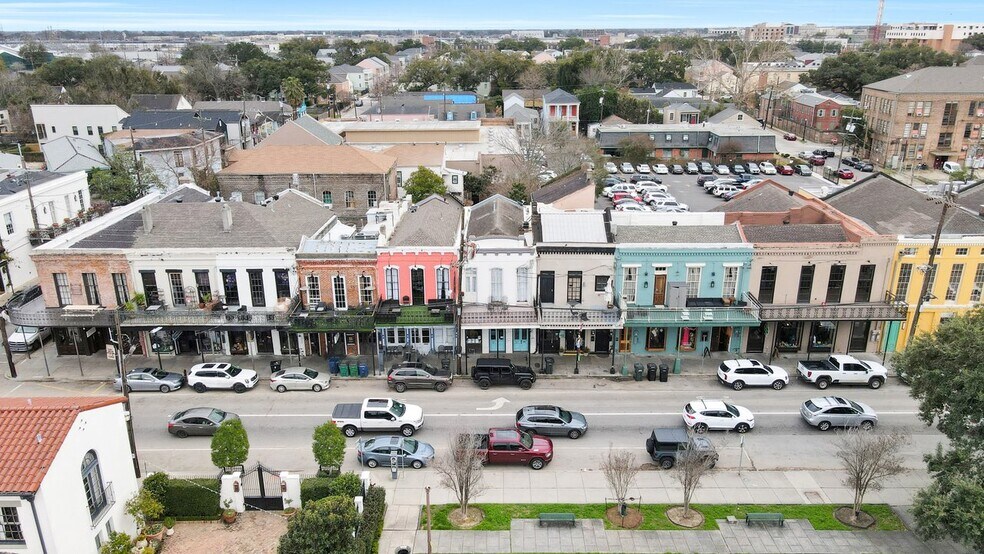 Primary Photo Of 1908 Magazine St, New Orleans Storefront Retail Residential For Sale