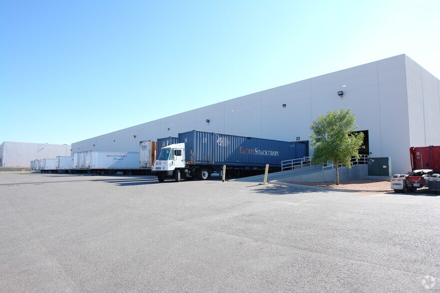 More Photos Of 1273 Joe Battle Blvd, El Paso Distribution For Lease