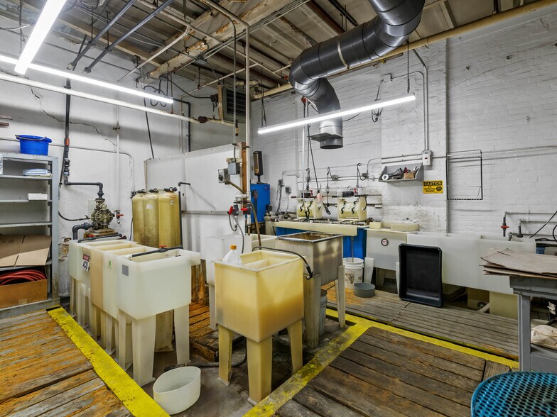 More Photos Of 634-636 Park Ave, Cranston Storefront For Sale