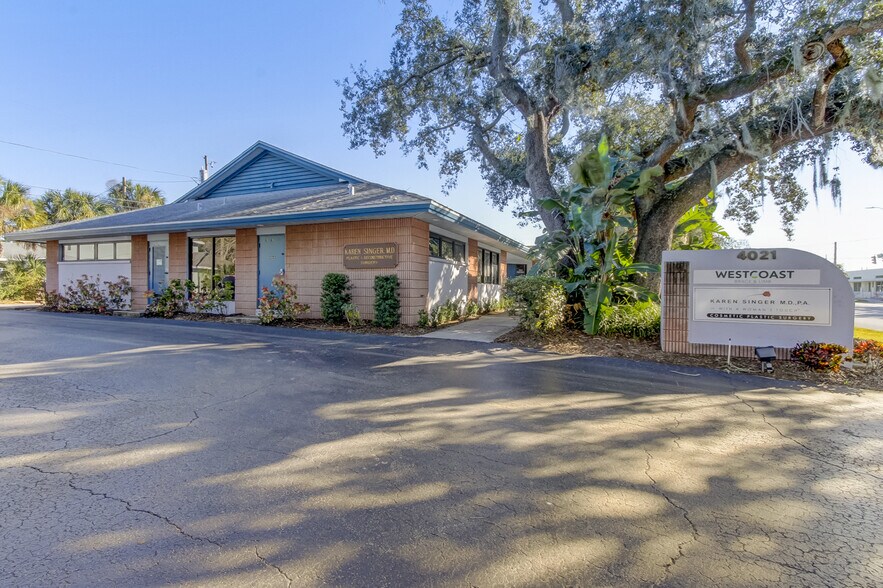 More Photos Of 4021 Central Ave, Saint Petersburg Medical For Lease