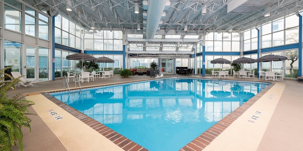 More Photos Of 1000 Busse Rd, Elk Grove Village Hotel For Sale