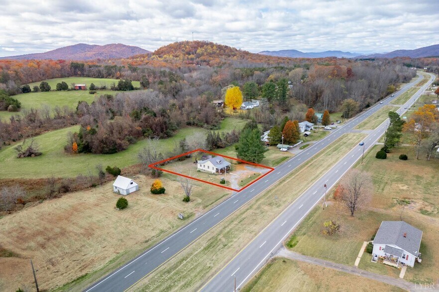 Primary Photo Of 1868 W Lynchburg Salem Tpke, Bedford Office Residential For Sale