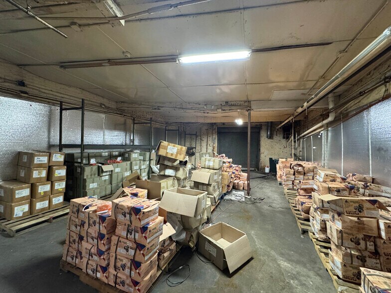 More Photos Of 1149 Watson St, Baltimore Warehouse For Sale