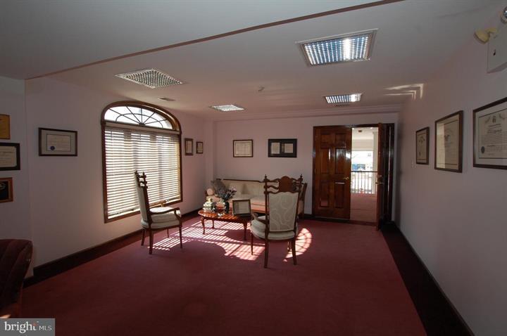 More Photos Of 201-205 Black Horse Pike, Haddon Heights Office For Sale