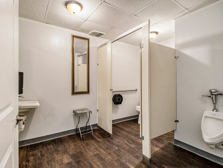 More Photos Of 3113 Stone Mountain St, Lithonia Storefront Retail Office For Sale