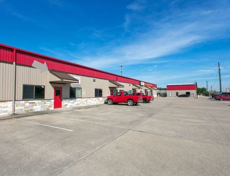 Primary Photo Of 11990 Old Wellborn Rd, College Station Self Storage For Lease