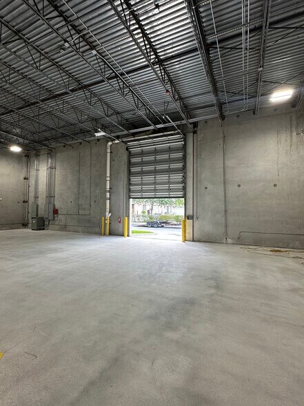 More Photos Of 7050 W State Road 84, Davie Unknown For Lease