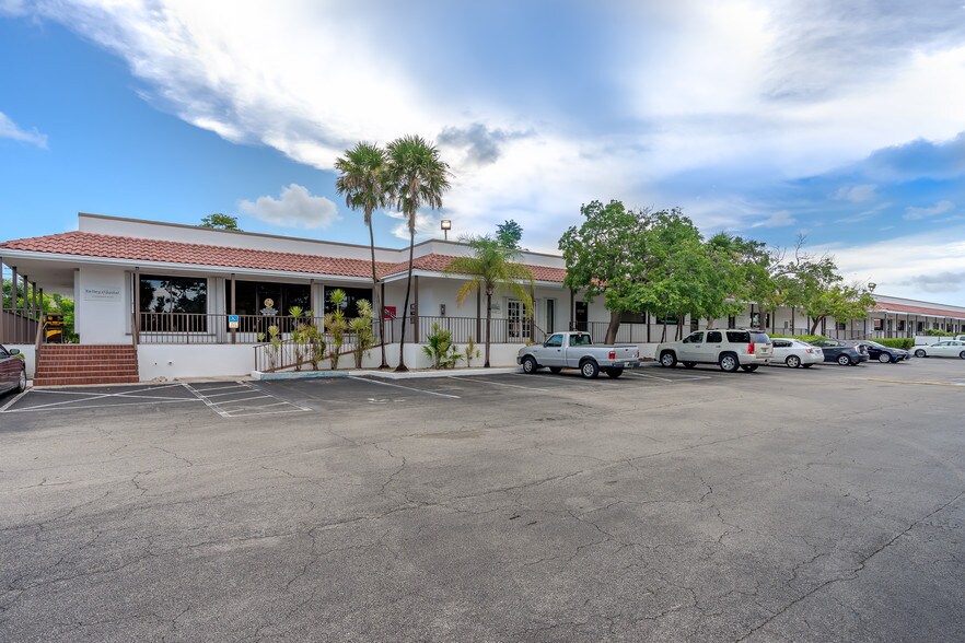 More Photos Of 5701 Overseas Hwy, Marathon Medical For Sale
