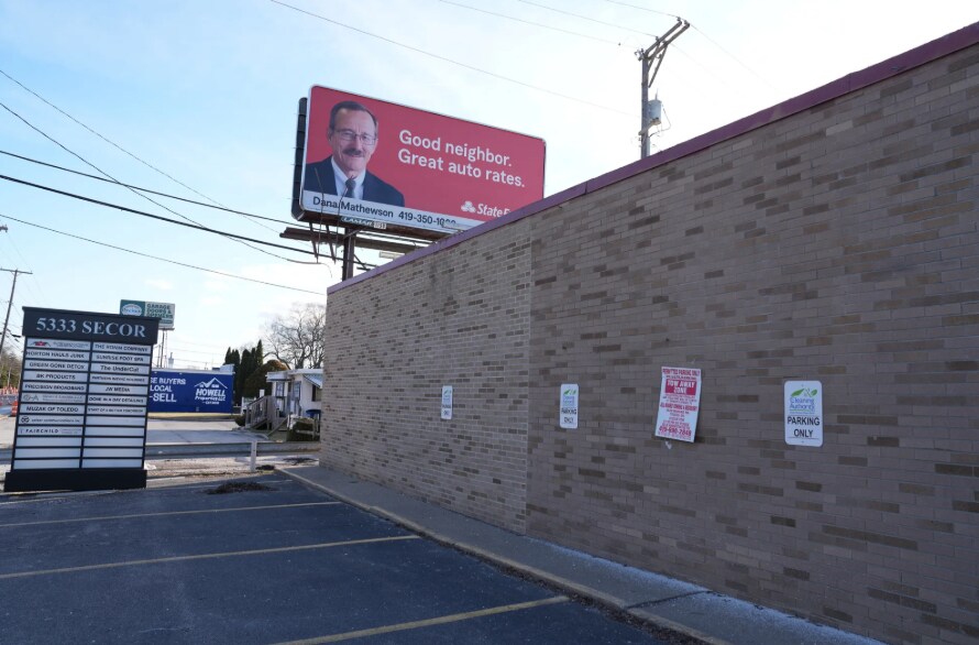 More Photos Of 5333 Secor Rd, Toledo Light Manufacturing For Lease