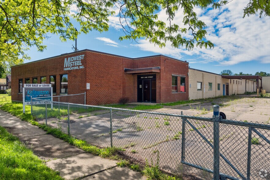 Primary Photo Of 1820 Lake St, Kalamazoo Manufacturing For Sale