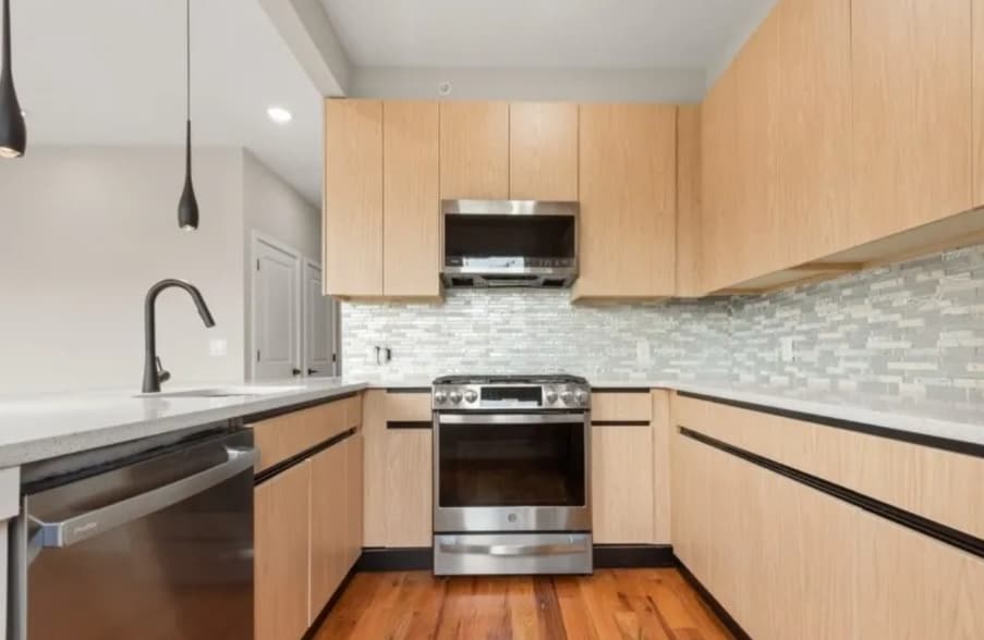 More Photos Of 108 Fleming Ave, Newark Multifamily For Sale