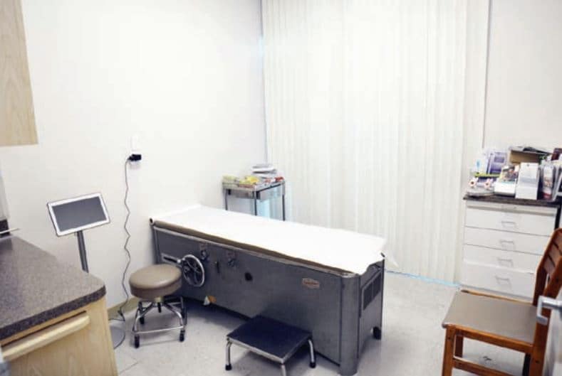 More Photos Of 13768 Roswell Ave, Chino Medical For Lease
