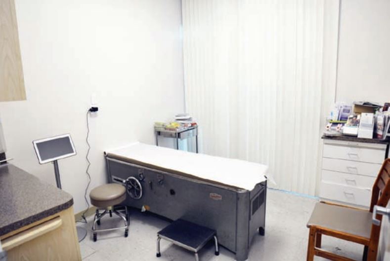 More Photos Of 13768 Roswell Ave, Chino Medical For Lease