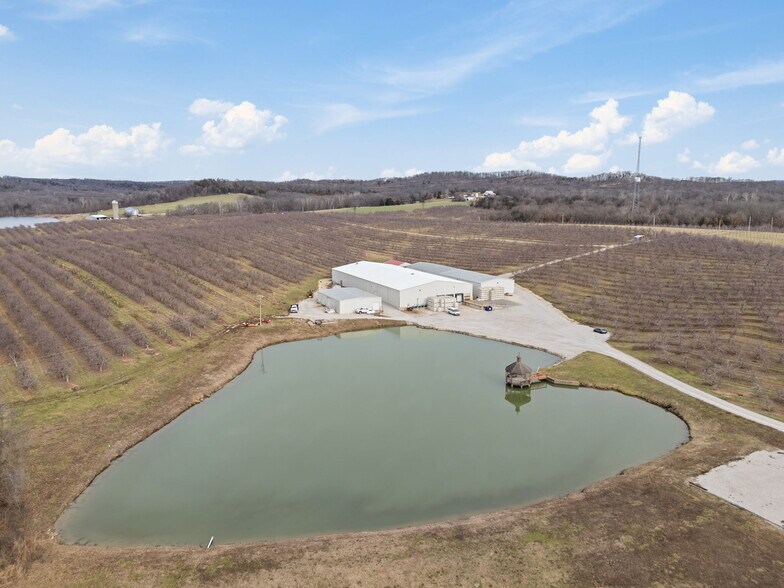 Primary Photo Of 15972 State Highway 47, Marthasville Specialty For Sale