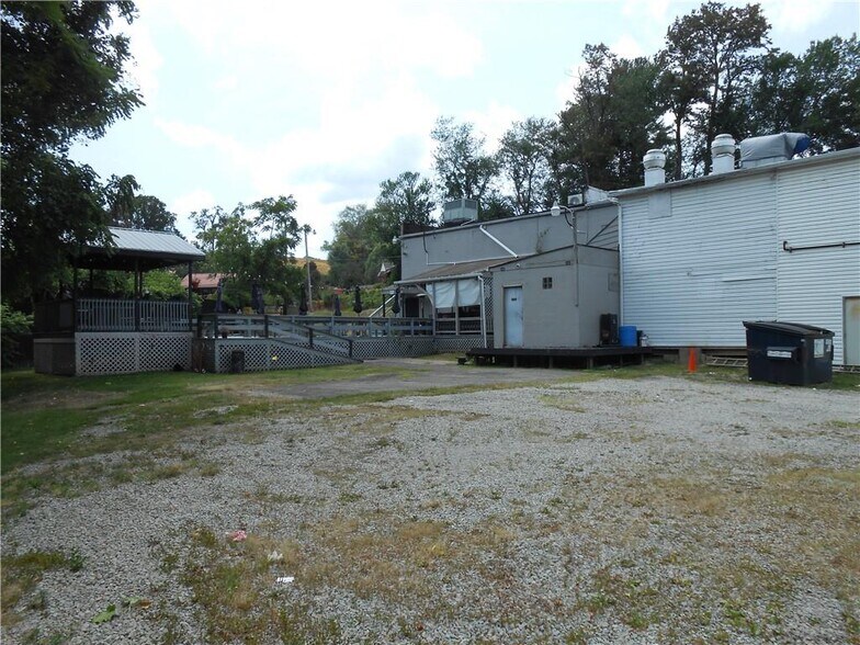 More Photos Of 164 Coyle Curtain Rd, Monongahela General Retail For Sale