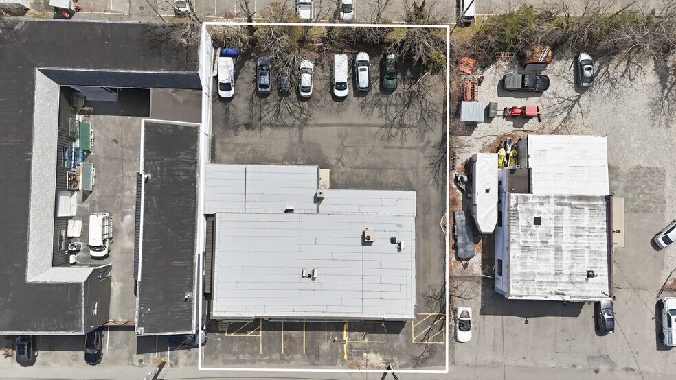 More Photos Of 384 Moffitt Blvd, Islip Warehouse For Sale